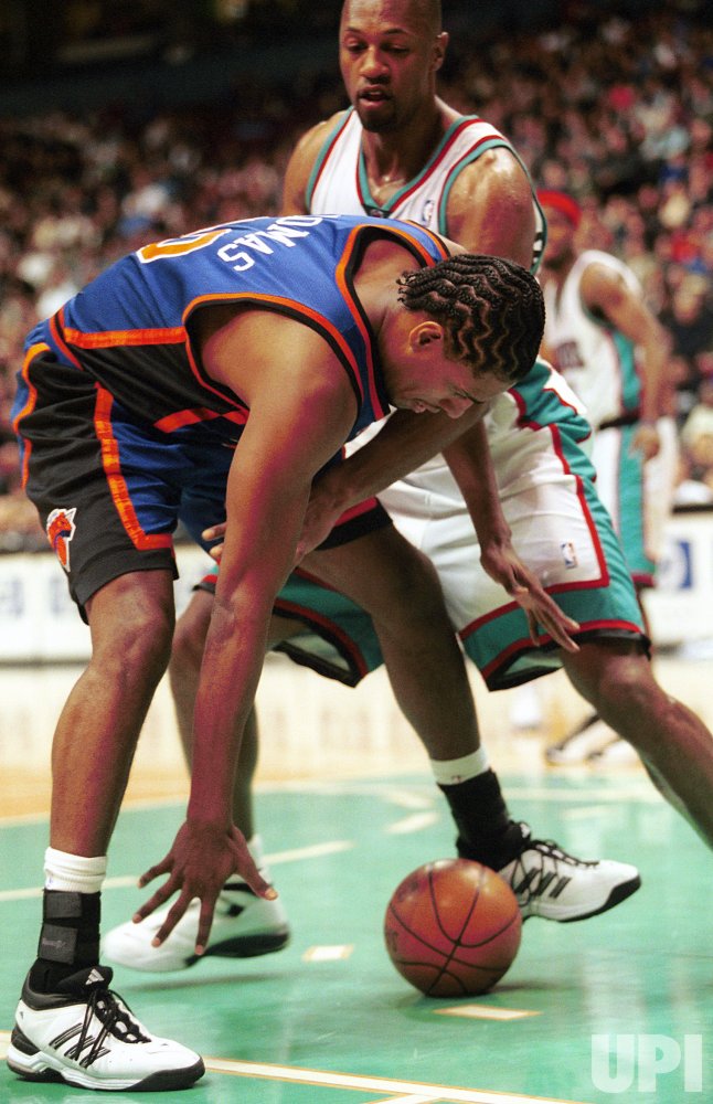 Photo: Vancouver Grizzlies over New York Knicks 89-68 - 
