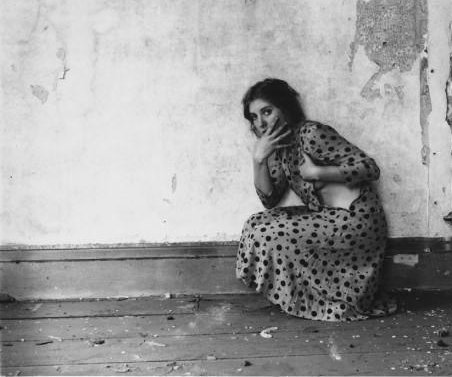 Never-before-seen images by late art photographer Francesca Woodman to be shown