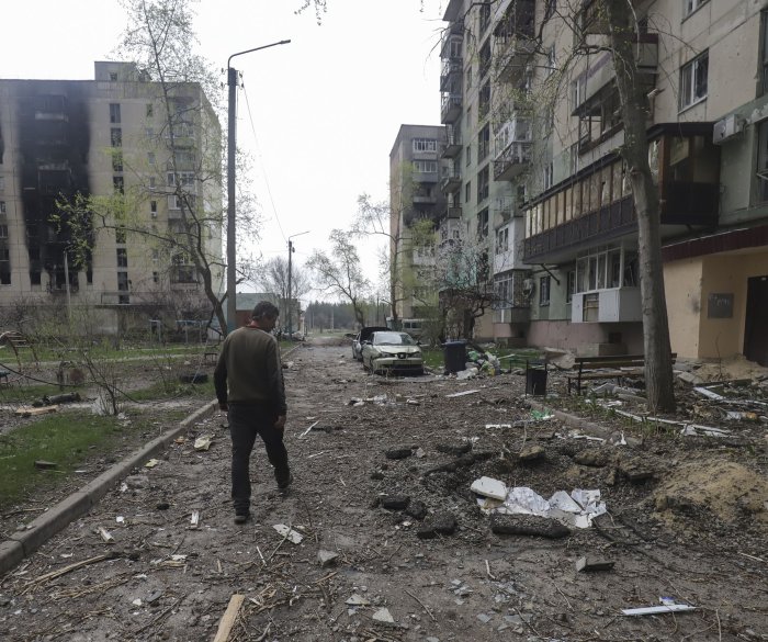 Zelensky: Russian offensive in Severodonetsk pushed back by Ukrainian forces