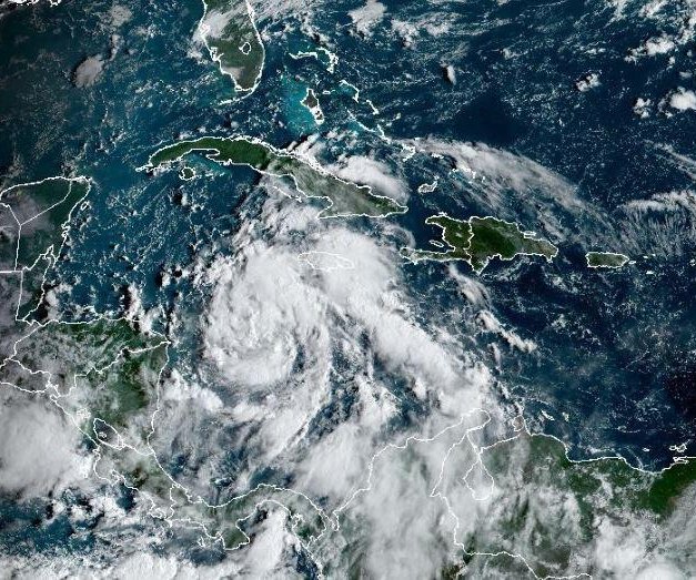 Tropical Storm Ian strengthening as it bears down on Western Cuba