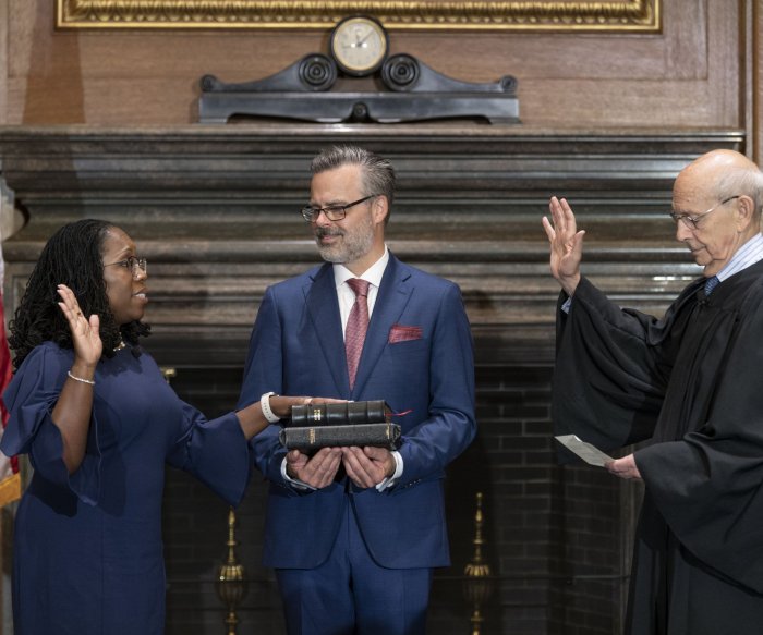 Ketanji Brown Jackson sworn in as Supreme Court's 1st Black woman