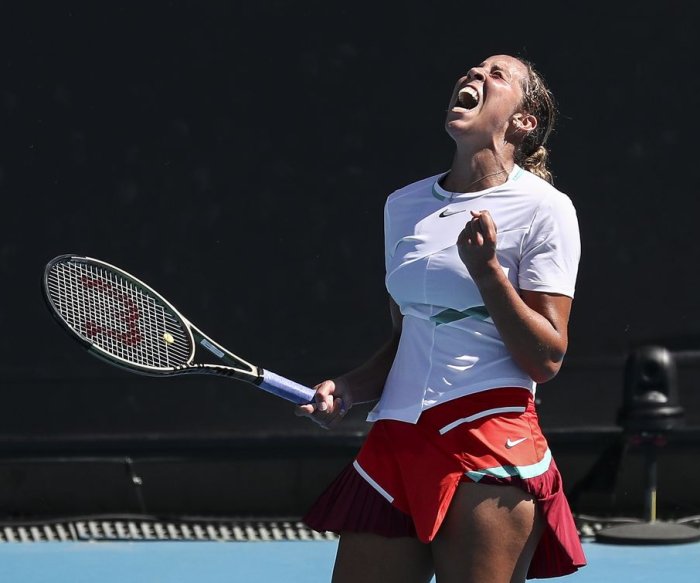Australian Open semis: Nadal seeks men's record; all-U.S. women's final possible