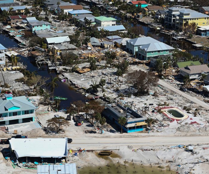 Hurricane Ian death toll climbs as questions swirl over evacuations