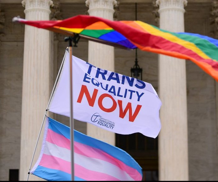 Kentucky GOP overturns veto, approves restrictive anti-transgender bill