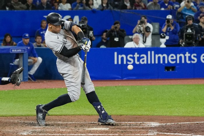 N.Y. Yankees' Aaron Judge hits 61st home run