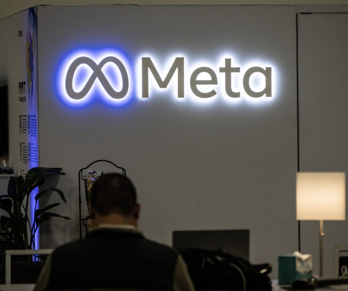 Meta says it disrupted Chinese and Russian political influence operations
