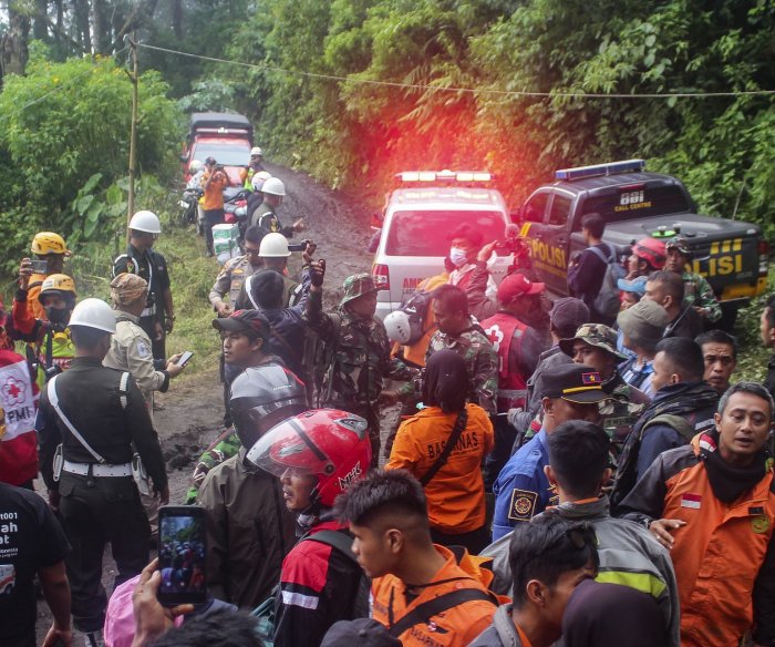11 dead, 12 missing after eruption of Indonesia's Marapi volcano