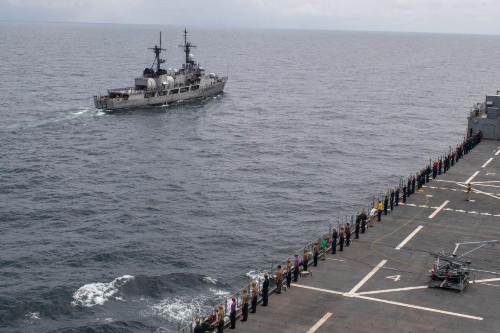 USS Hershel ‘Woody’ Williams conducts exercises with Nigerian navy