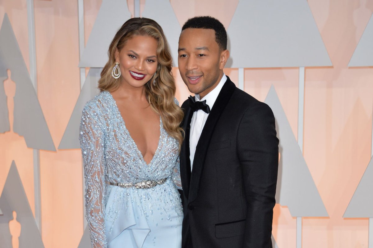 Chrissy Teigen: Nude, Six-Pack Free for Womens Health 