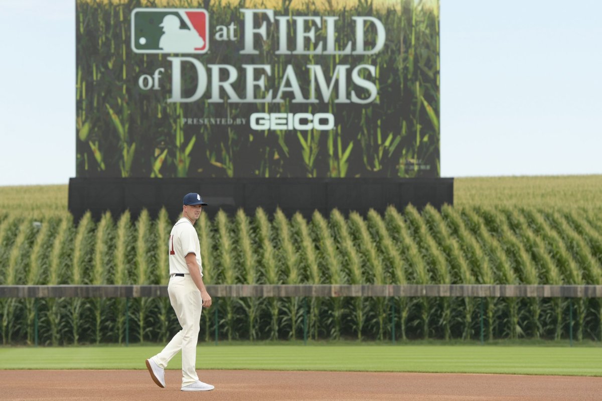cubs field of dreams game