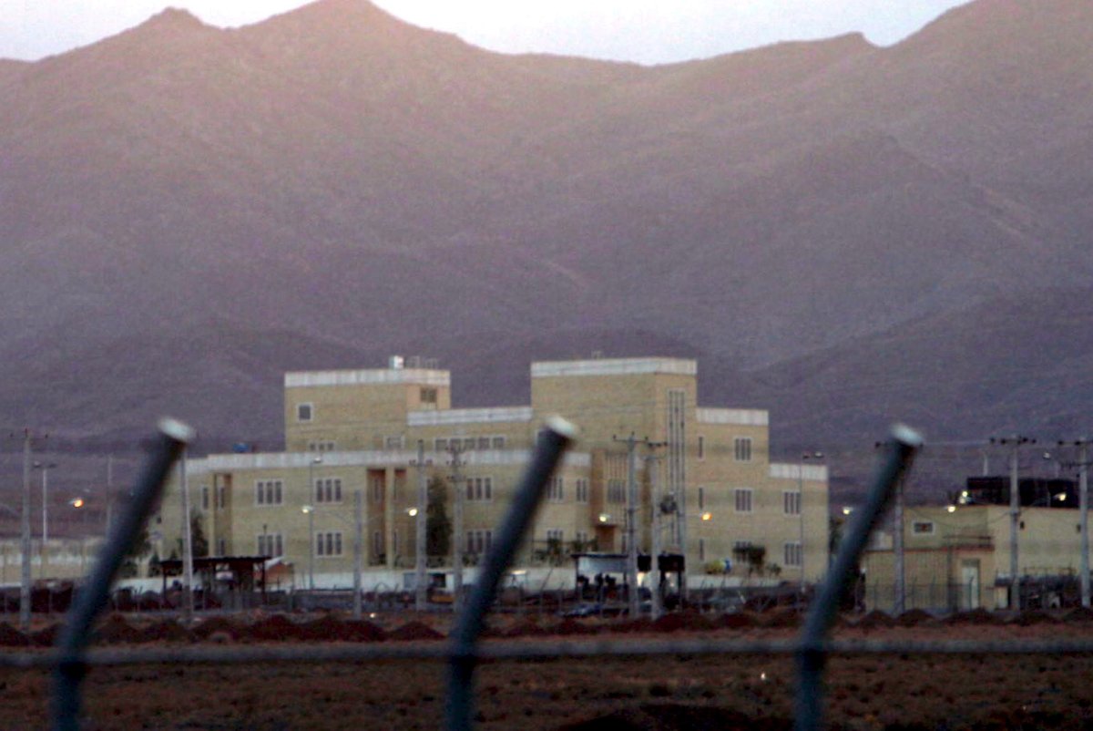 Iran names suspect in Natanz facility blast, issues arrest warrant