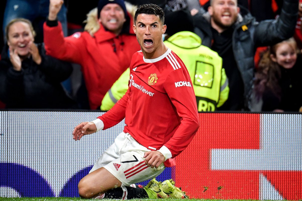 Champions League soccer: Manchester United beats Atalanta, Ronaldo nets winner