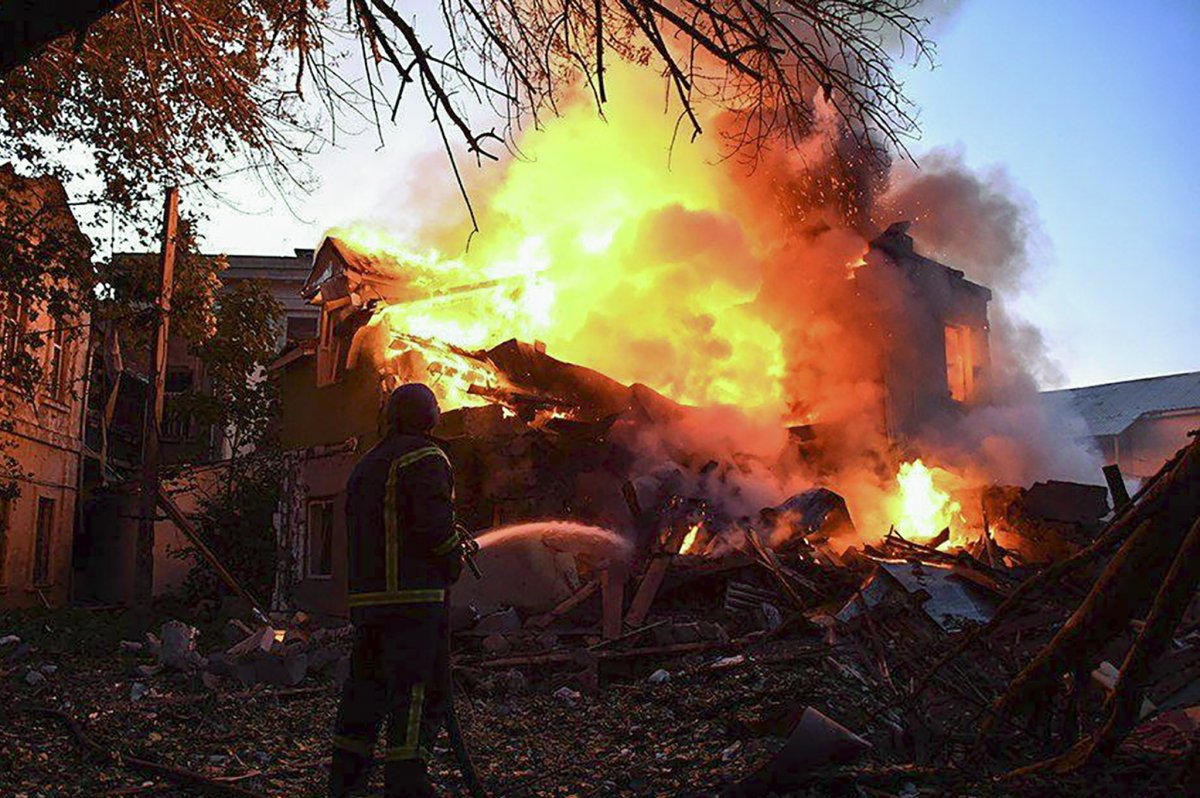 Barrage of Russian artillery kills more civilians across Ukraine 