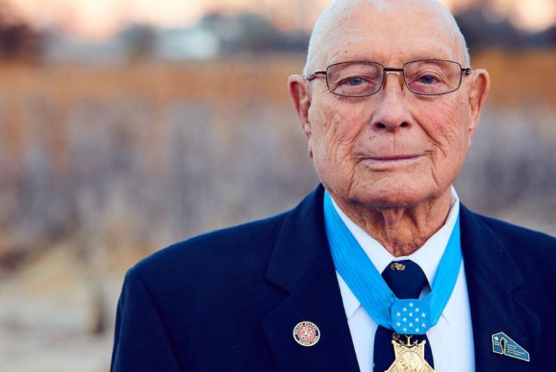 Last surviving WWII Medal of Honor recipient Hershel Woodrow Williams dies at 98
