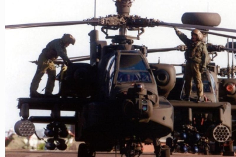 Leonardo to support British Apache helicopters under $379M deal