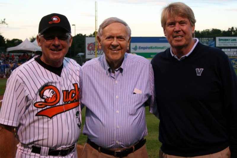 The longtime voice of the New York Knicks and New York Rangers, Bob Wolff (center) also was behind the microphone for World Series, NBA Finals, Stanley Cup Final and NFL championship calls. Photo courtesy of Long Island Ducks/Twitter