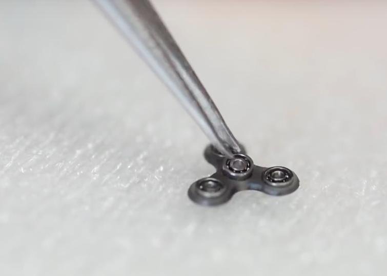 Japanese company creates world's smallest fidget spinner