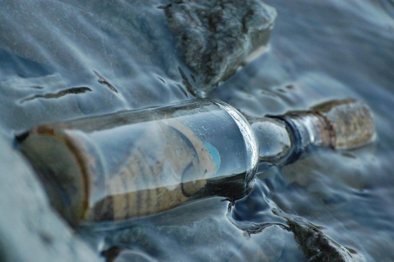 A message in a bottle launched by a couple off the Wisconsin coast was found three months later after crossing Lake Michigan to North Muskegon, Mich. Photo by <a href="https://pixabay.com/photos/water-bottle-message-in-a-bottle-4047156/">tittifab/Pixabay.com</a>