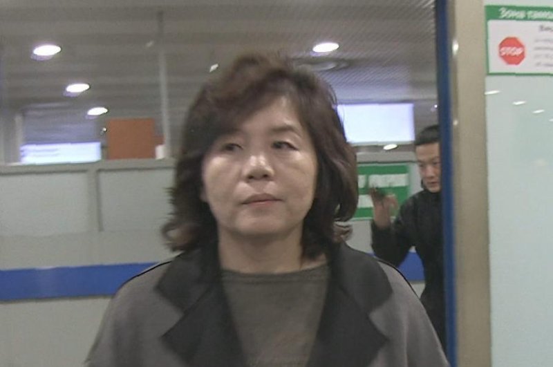 Choi Sun Hee arrives at Sheremetyevo International Airport in Moscow last Tuesday. The senior diplomat said North Korea’s ultimate goal is to prevent the United States from making references to future military action. File Photo by Yonhap