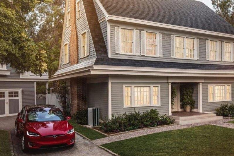 A review of Tesla's Solar Roof program by consultant group Wood Mackenzie finds it came nowhere close to its installation goals. Photo courtesy of Tesla.