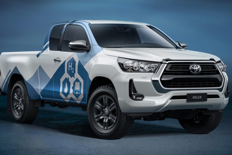 A Toyota-led consortium has secured funding from the Britain government to develop a hydrogen fuel-cell version of the Hilux pick-up. Toyota said Friday the project is an important contribution on the road to carbon-zero mobility. Photo courtesy Toyota