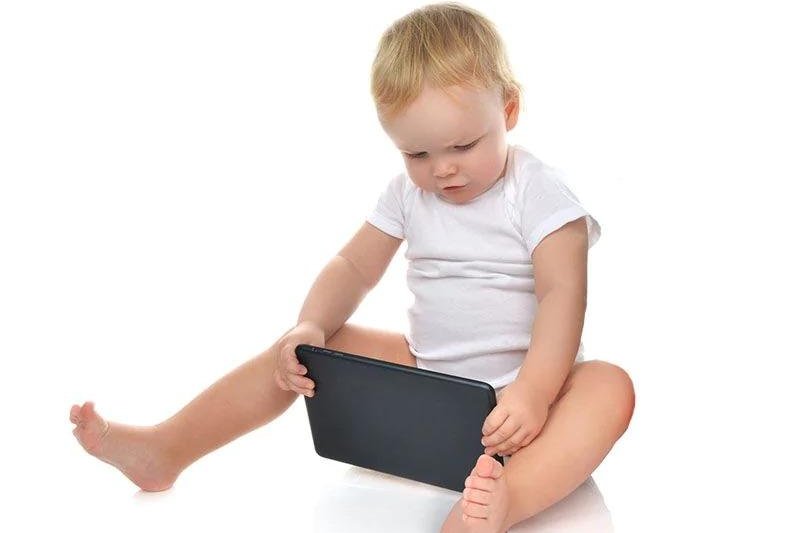 Too much screen time may slow toddlers' brain development