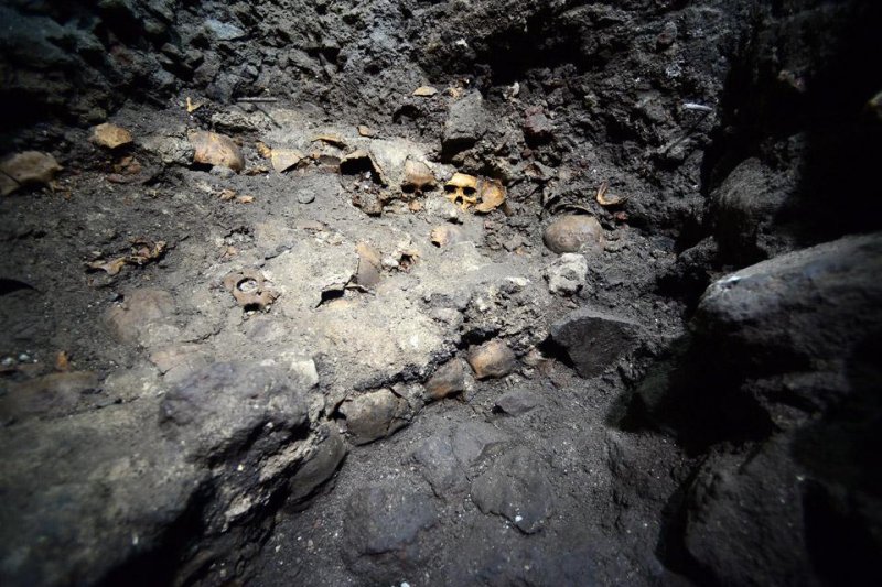 Aztec skull rack found in Mexico