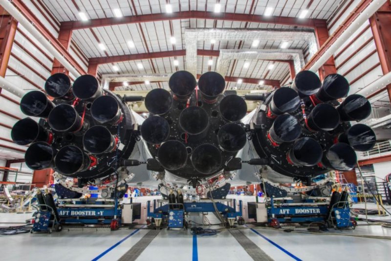 Elon Musk shares new photos of Falcon Heavy Rocket