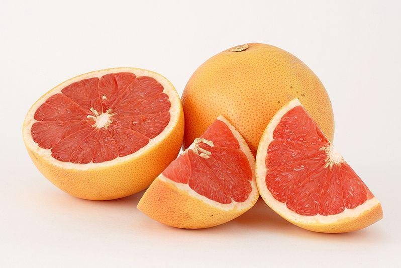 Grapefruits have previously been heralded for their weight loss capabilities as a part of some Hollywood diets. (CC/Aleph)