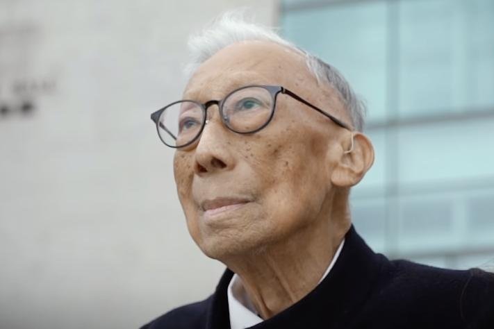 Hong Kong's 'unofficial mayor' Hilton Cheong-Leen passed away peacefully at the age of 99. Screenshot via SCMP/YouTube