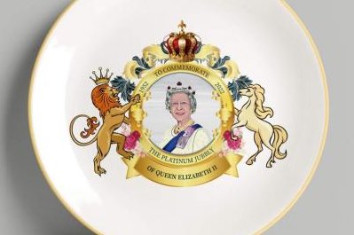 Souvenir Platinum Jubilee dishes contain 'Jubbly' spelling mistake