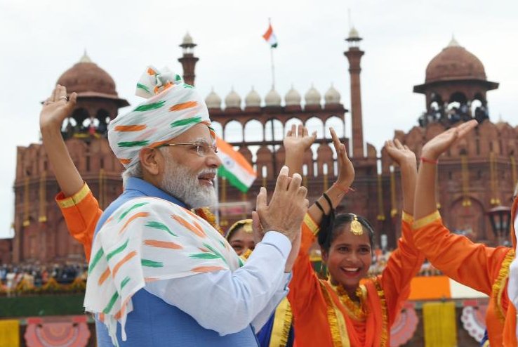 Prime Minister Narendra Modi vowed during an Independence Day speech from the historic Red Fort in Delhi to transform India into a developed nation in 25 years. Photo courtesy Narendra Modi/Twitter