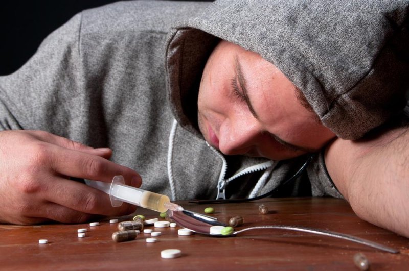 Study: Most high school heroin users started with prescription opioids