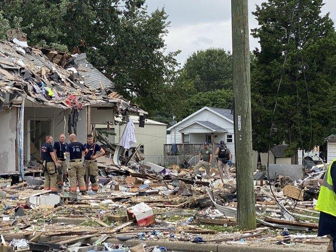 A home in Evansville, Ind., exploded Wednesday, killing three people and damaging at least 39 homes. Photo courtesy of Evansville Mayor Lloyd Winnecke/<a href="https://twitter.com/MayorWinnecke/status/1557446954795376641?s=20&amp;t=b05moaB0a5y9iuJJKgGfPQ">Twitter</a>
