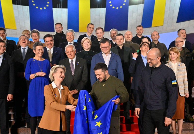 European Commission President Ursula von der Leyen (l) and Ukrainian President Volodymyr Zelensky pose of a photo Thursday as European leaders gathered for a meeting in Kyiv. Photo courtesy of High Representative of the European Union for Foreign Affairs and Security Policy Josep Borrell/Twitter