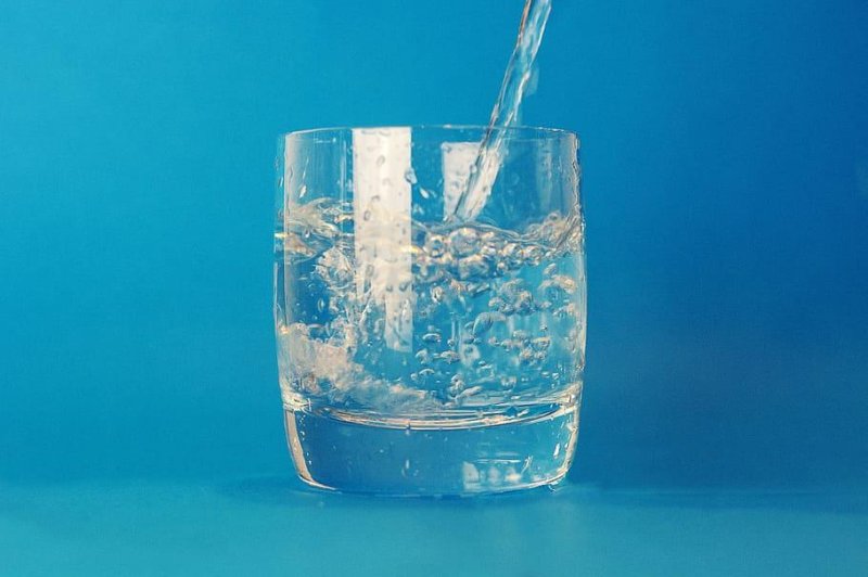 Most household water filters don't remove all of the PFAS from drinking water. Photo by <a href="https://www.piqsels.com/en/public-domain-photo-zpuvh">Piqsels</a>/CC<br>