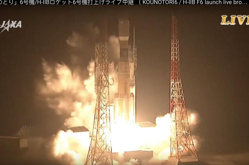 Japan launches space trash collector to ISS