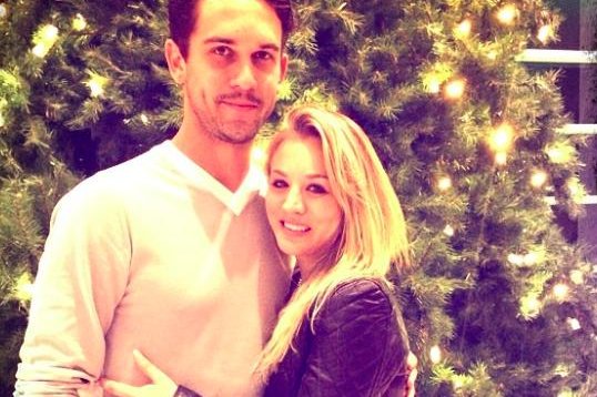 Kaley Cuoco And Ryan Sweeting (Instagram)