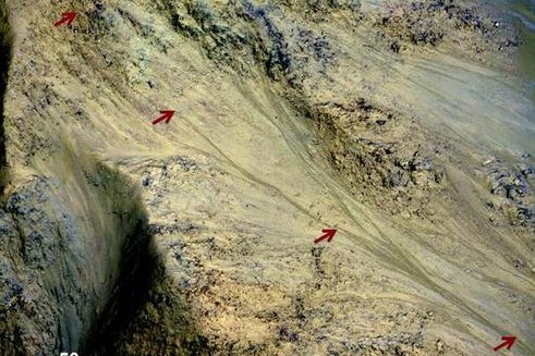 Mysterious markings on Mars may point to salt water presence