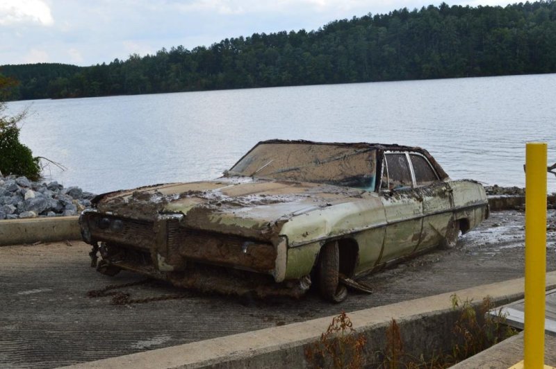 A 1968 Pontiac Catalina was pulled from Lake Rhodiss in North Carolina recently and is believed to contain the remains of a man who was reported missing 43 years ago. Photo courtesy of Caldwell County, N.C., Sheriff's Office/Facebook