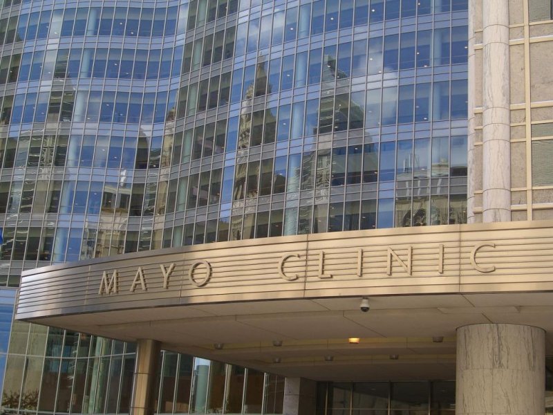 The Mayo Clinic on Wednesday said it fired 700 employees who failed to comply with its COVID-19 vaccine mandate. Photo courtesy Sabine.ritzinger/Wikimedia Commons&nbsp;