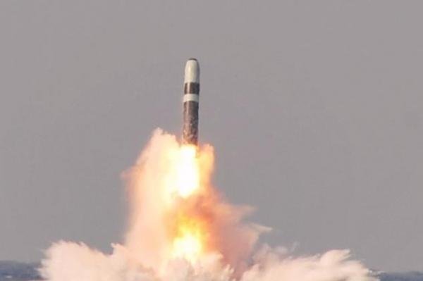 Navy flight-tests sub-launched Trident II ballistic missiles