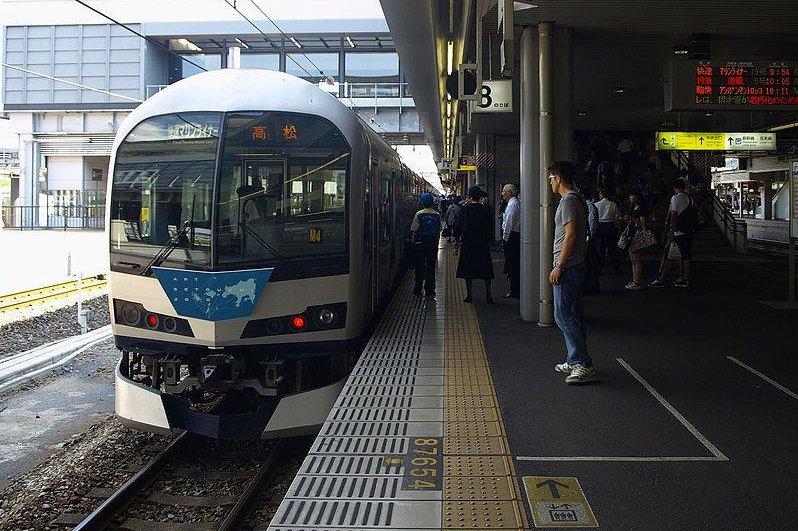 Japanese trains could soon bark, snort to scare deer off tracks