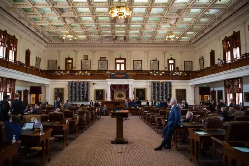 Texas House passes new voting restrictions; Dem hopes of killing bill wane
