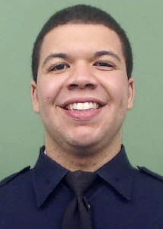Harlem shooting leaves NYPD officer dead, second injured