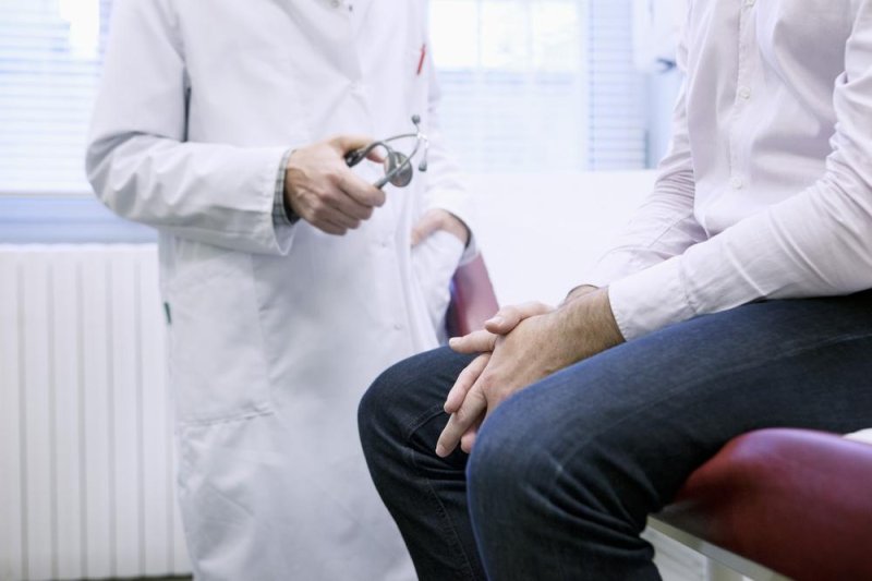 Researchers said more work needs to be done to determine why doctors and patients choose surveillance over treatment, but that better guidelines should be established for patient follow-ups. Photo by Image Point Fr/Shutterstock