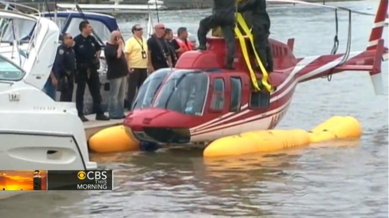 Helicopter lands on Hudson River [VIDEO]