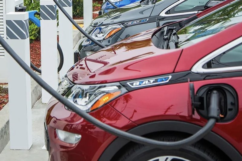 BMW, General Motors, Honda, Hyundai, Kia, Mercedes and Stellantis announced Wednesday they will team up to build a nationwide network of 30,000 electric vehicle charging stations by 2030, with the first stations expected to open next summer. Photo courtesy of General Motors