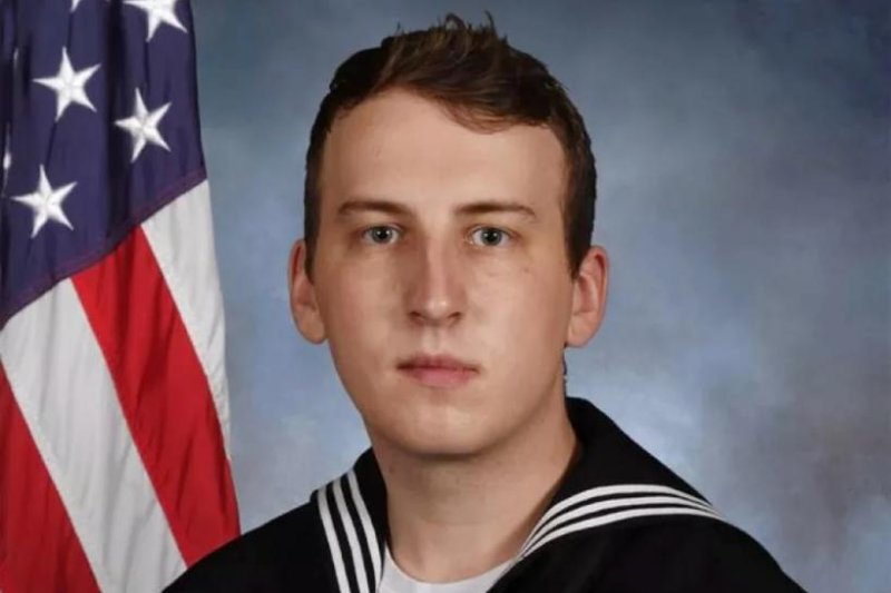 Information Systems Technician 2nd Class Darren Collins died Sunday on the USS Carl Vinson, the U.S. Navy confirmed. Photo courtesy of U.S. Navy