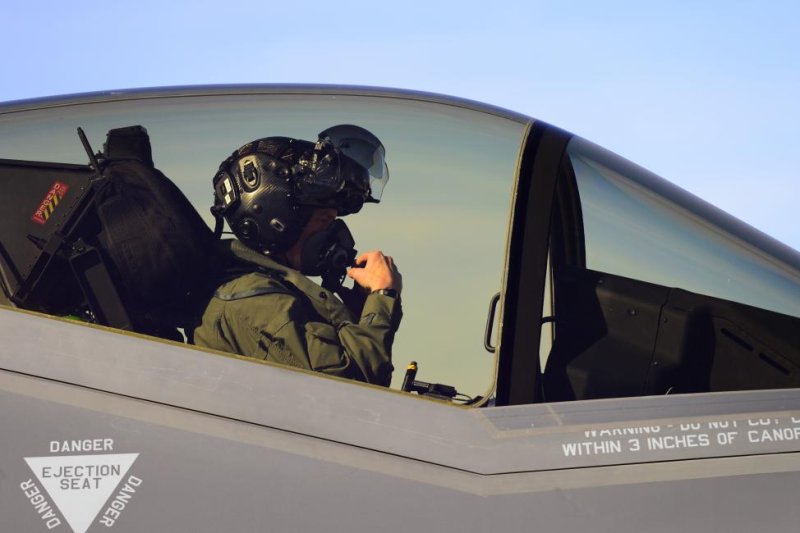 U.S. Air Force defers 45 F-35s from budget plan